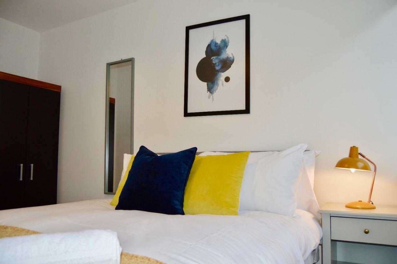 Qh31 - City Centre Location With 2 Double Bedrooms Sleeping Up To 4 People - Spacious Work Or Leisure Apartment Sheffield Exterior foto